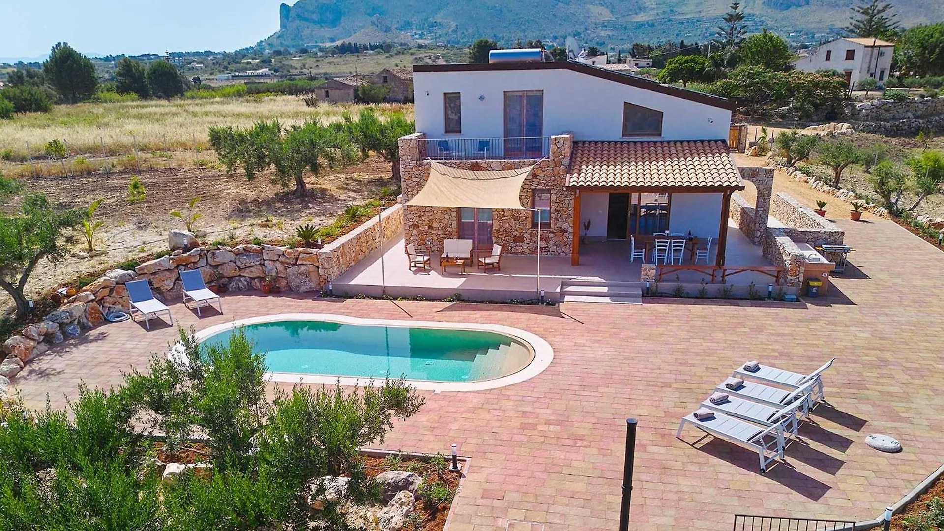 קאסטלמארה דל גולפו Villa Ninfa